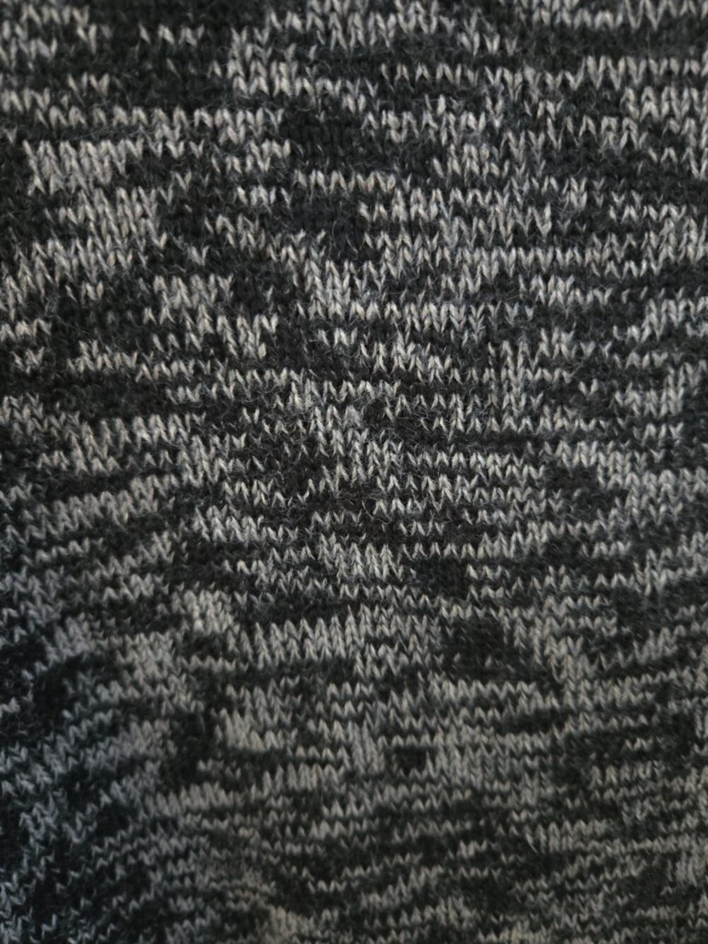 CHRISTMAS SWEATER - Picture 5 of 5